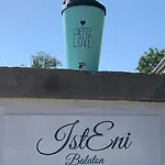 Isteni Zamardi, Akar 12 Fo! Balaton *