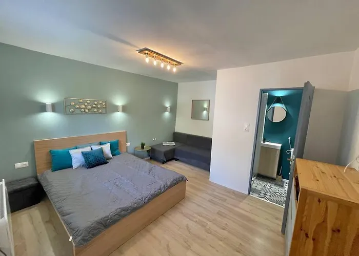 Isteni Zamardi, Akar 12 Fo! Balaton *