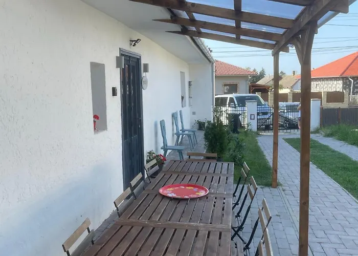 Isteni Zamardi, Akar 12 Fo! Balaton 扎马迪