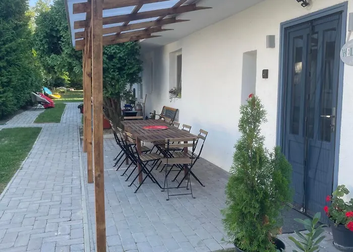 Isteni Zamardi, Akar 12 Fo! Balaton